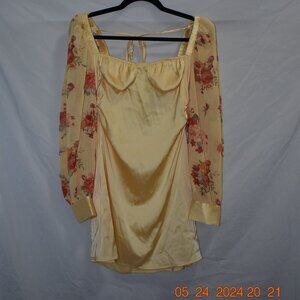 Danielle Bernstein Yellow Satin Dress Size 4 NWT